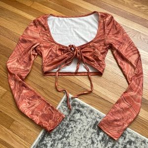 Long sleeve printed tie front crop top